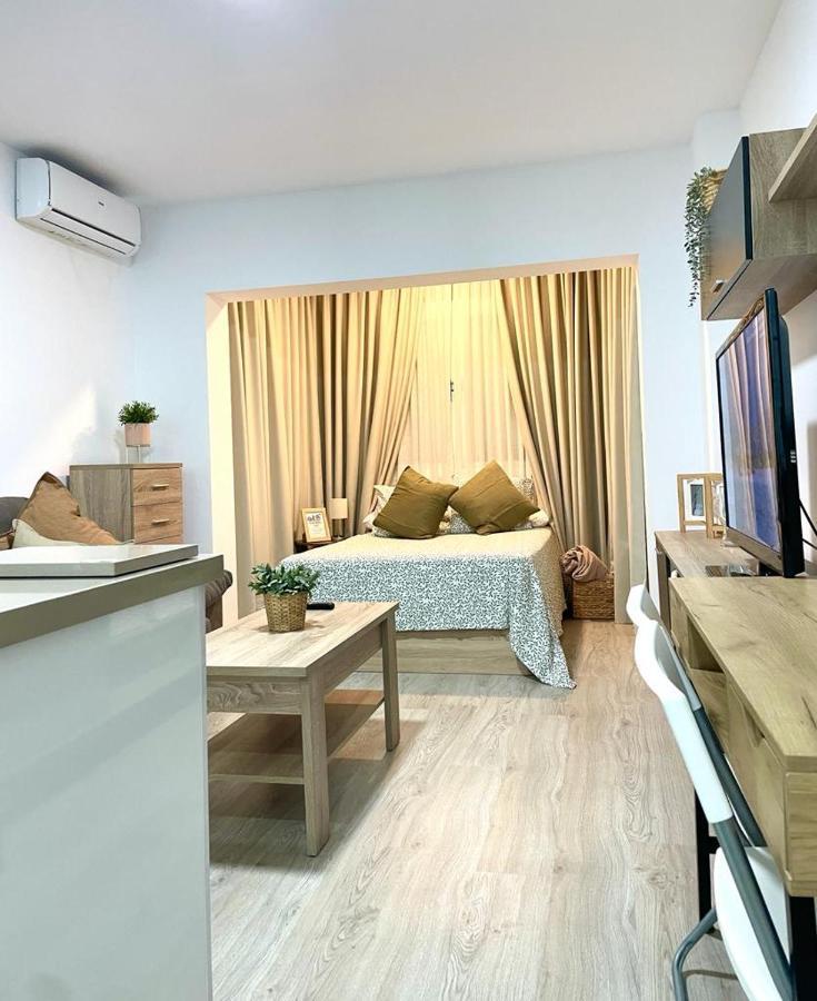Ferienwohnung La Posada Del Viajero Torremolinos Exterior foto